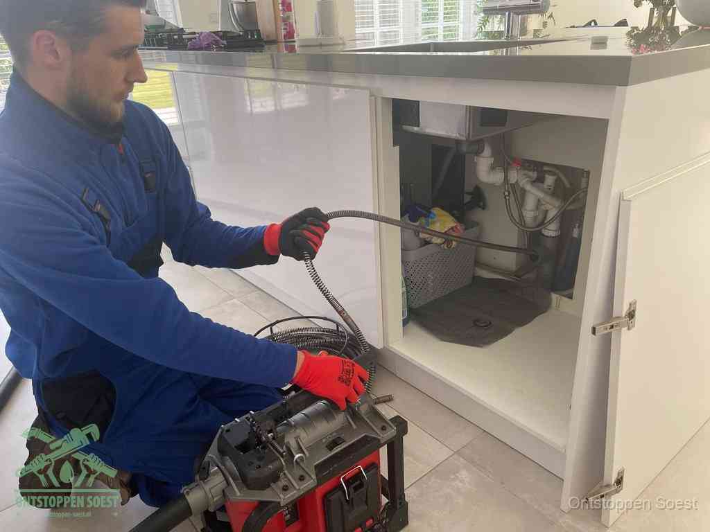 Riool ontstoppen ontstoppingsveer in Soest
