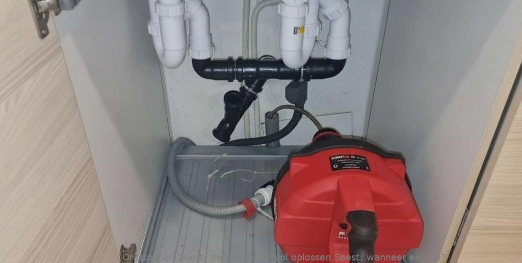 Verstopping riool oplossen Soest: wanneer en hoe?