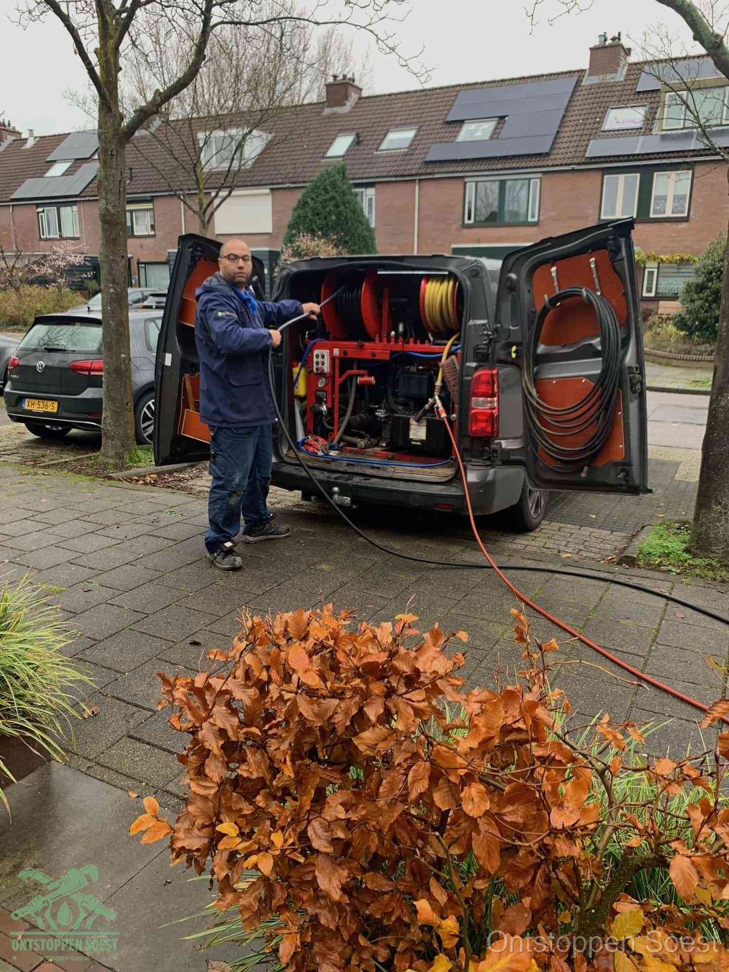 Rioolservice in de wijk in Soest